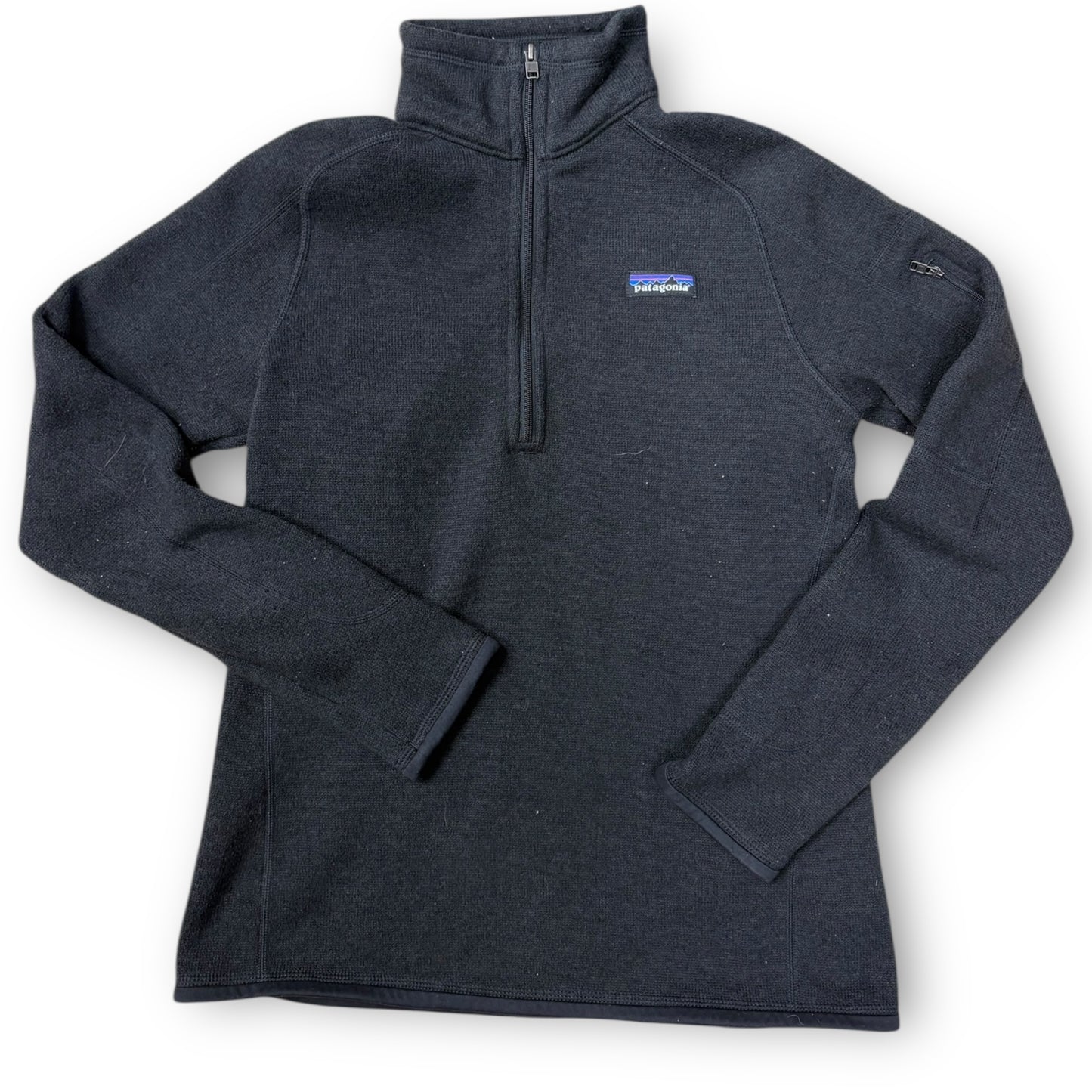 Women’s Patagonia quarter zip- medium