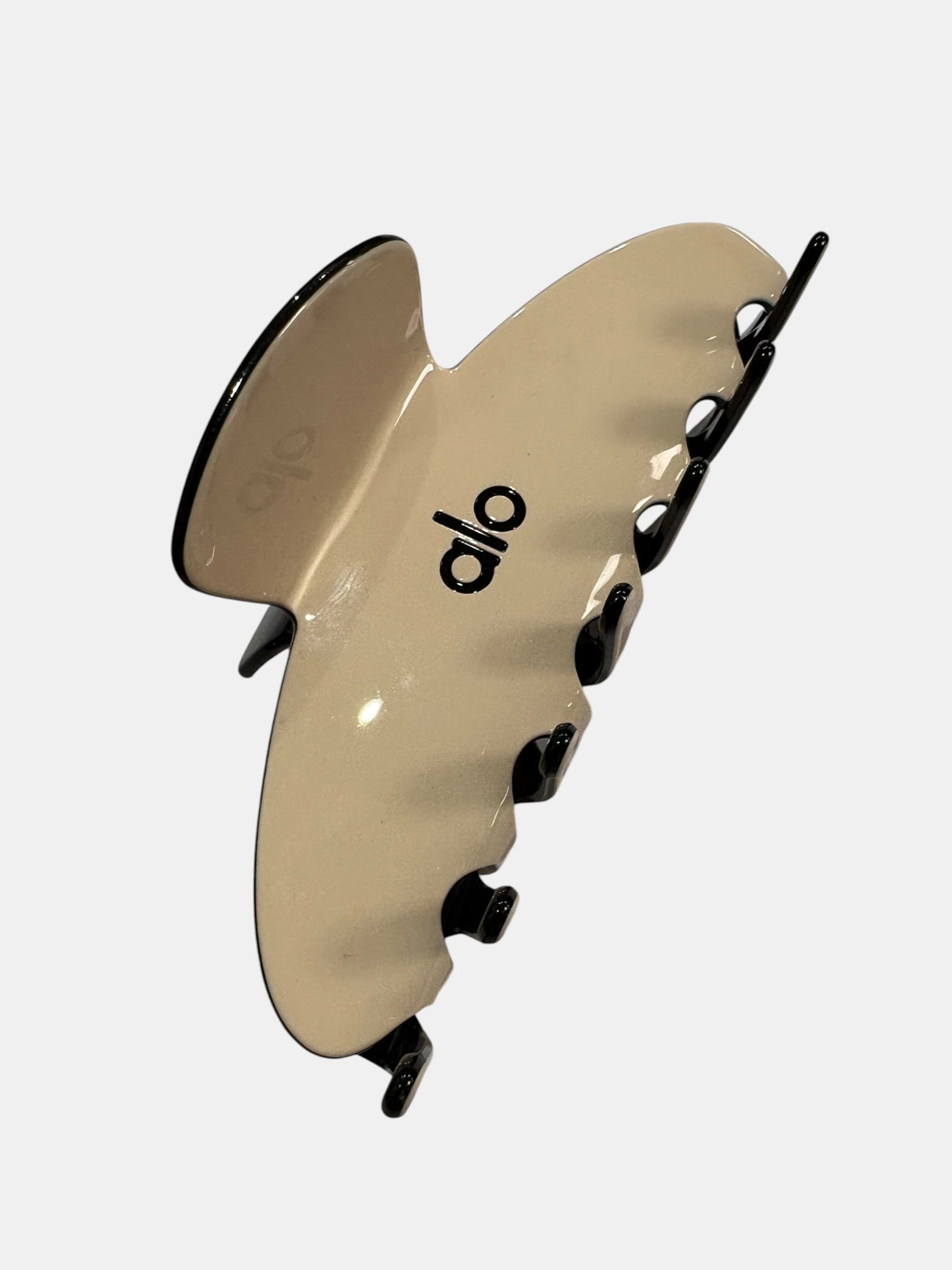 alo claw clip
