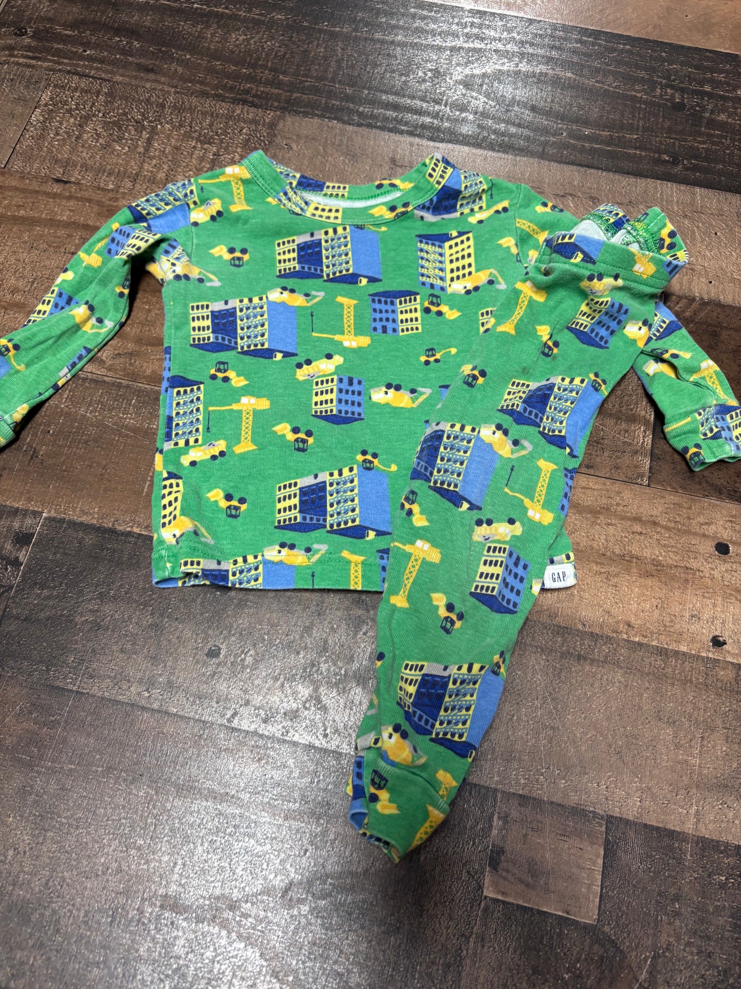 Boys 12/18 boys pajamas