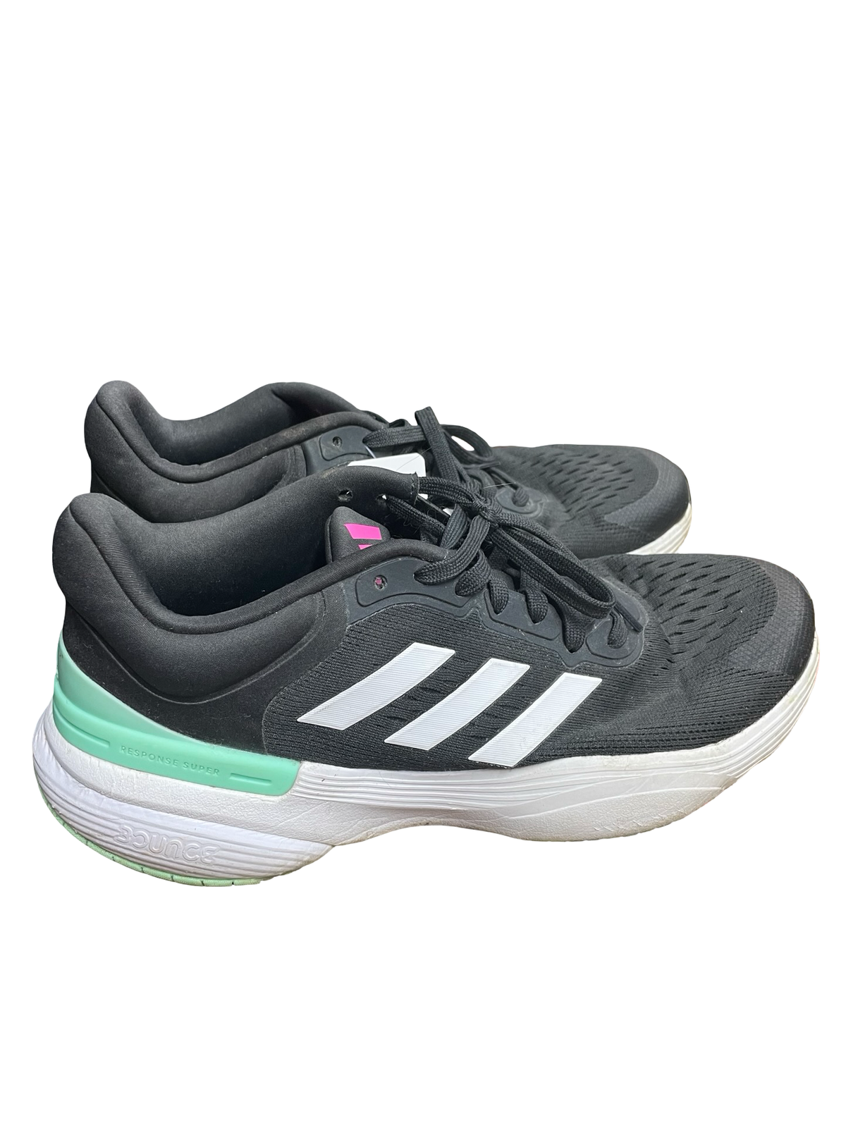 Woman’s adidas 9.5