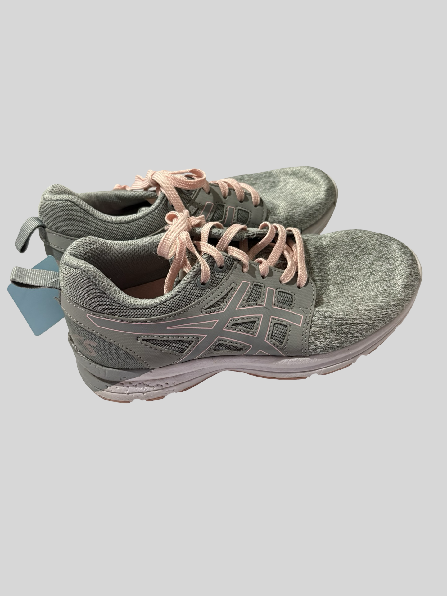 Women’s asics size 5.5