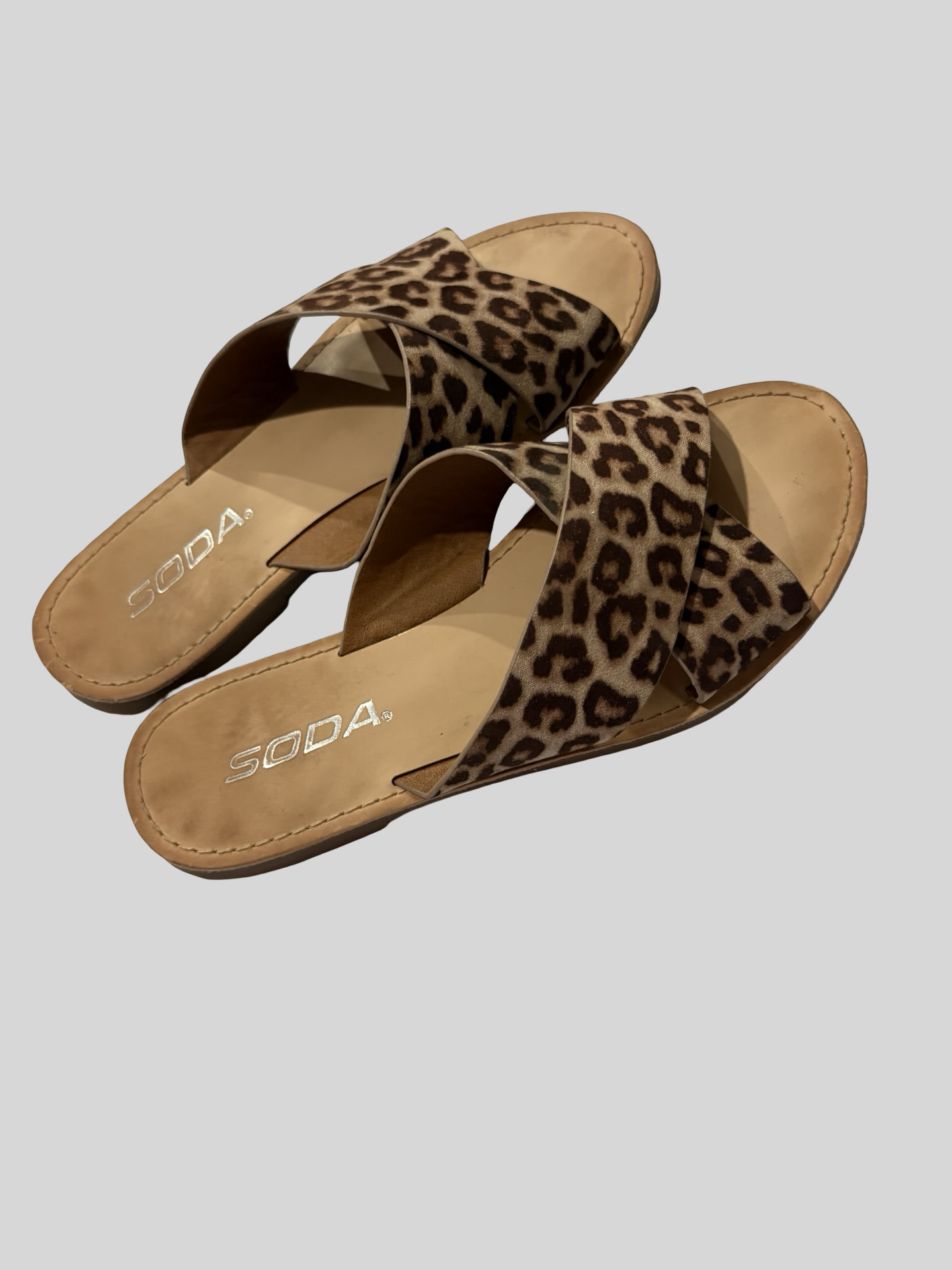 Women’s sandals size 5.5
