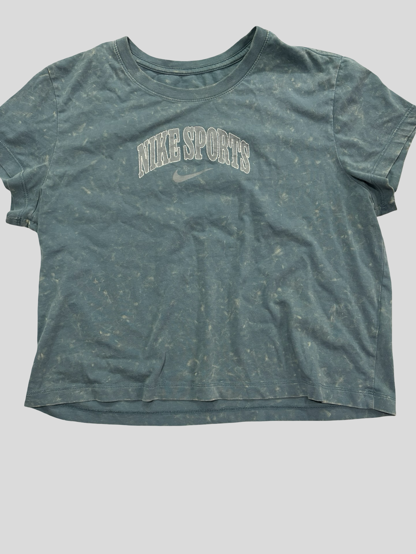 Women’s small crop Nike tee