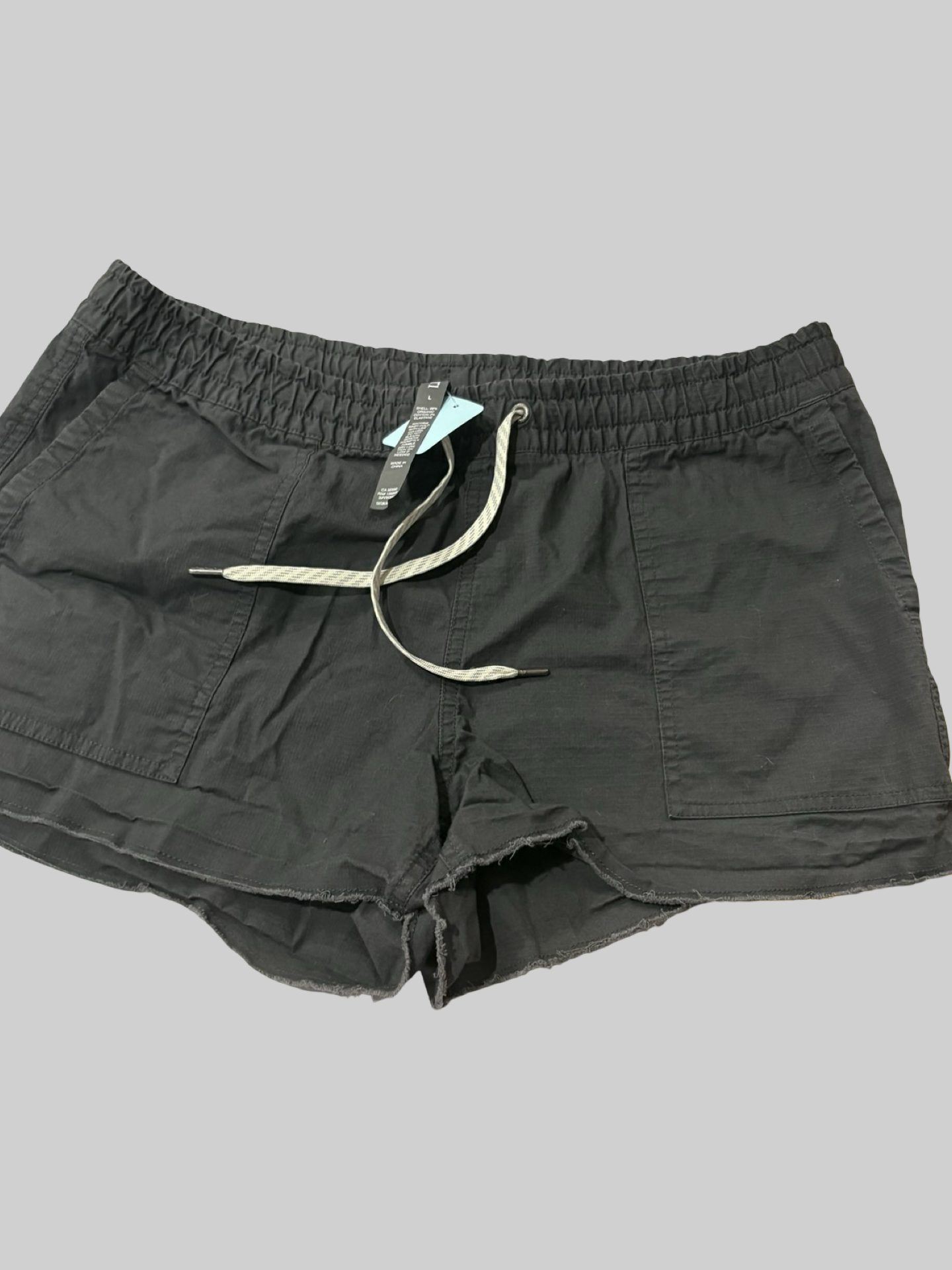 Women’s large vuori shorts