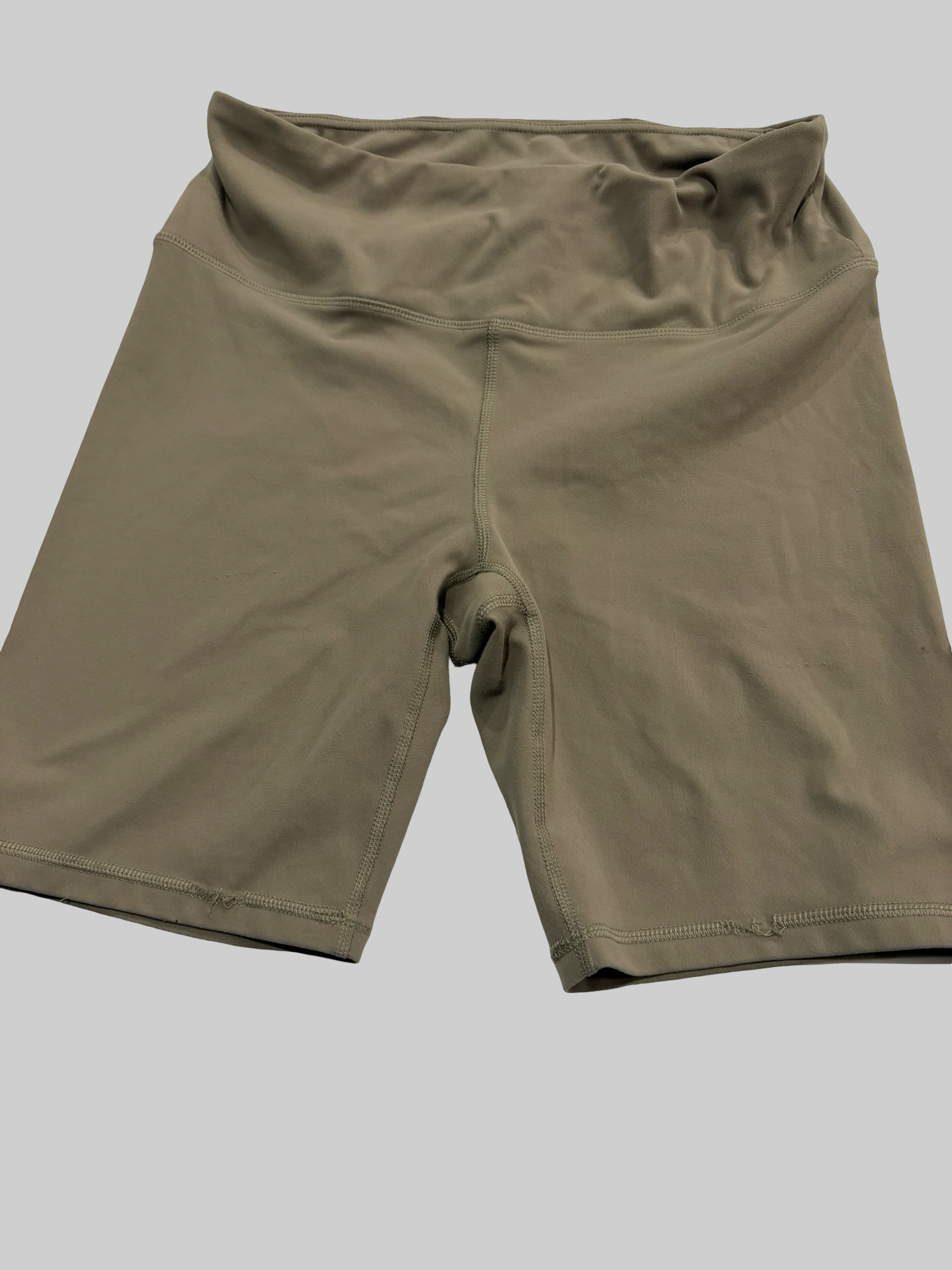Women’s large mono b biker shorts