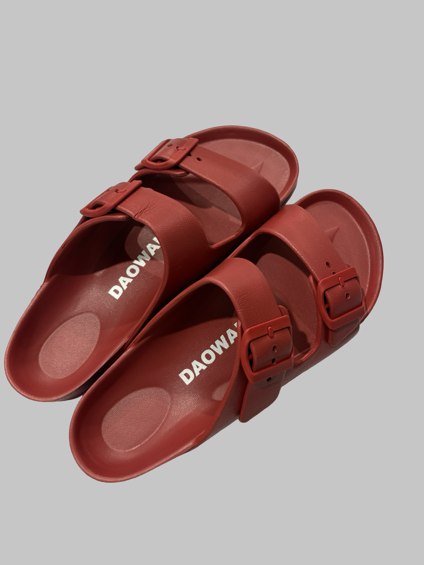 Sandals size 9 ( new)