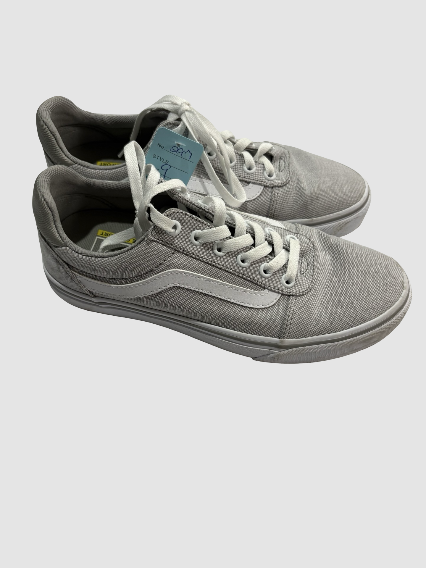 Women’s vans size 9