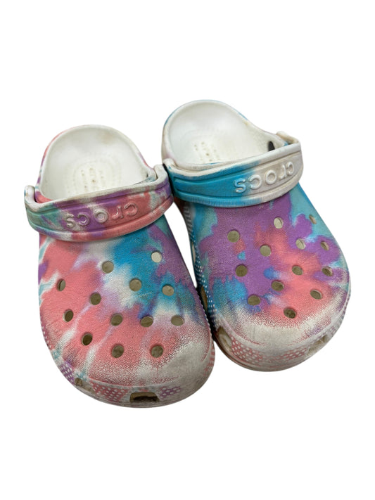 Girls 10 crocs