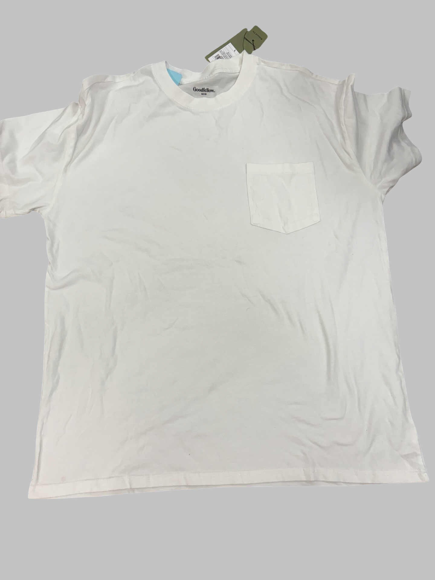 Men’s pocket tee NWT size large