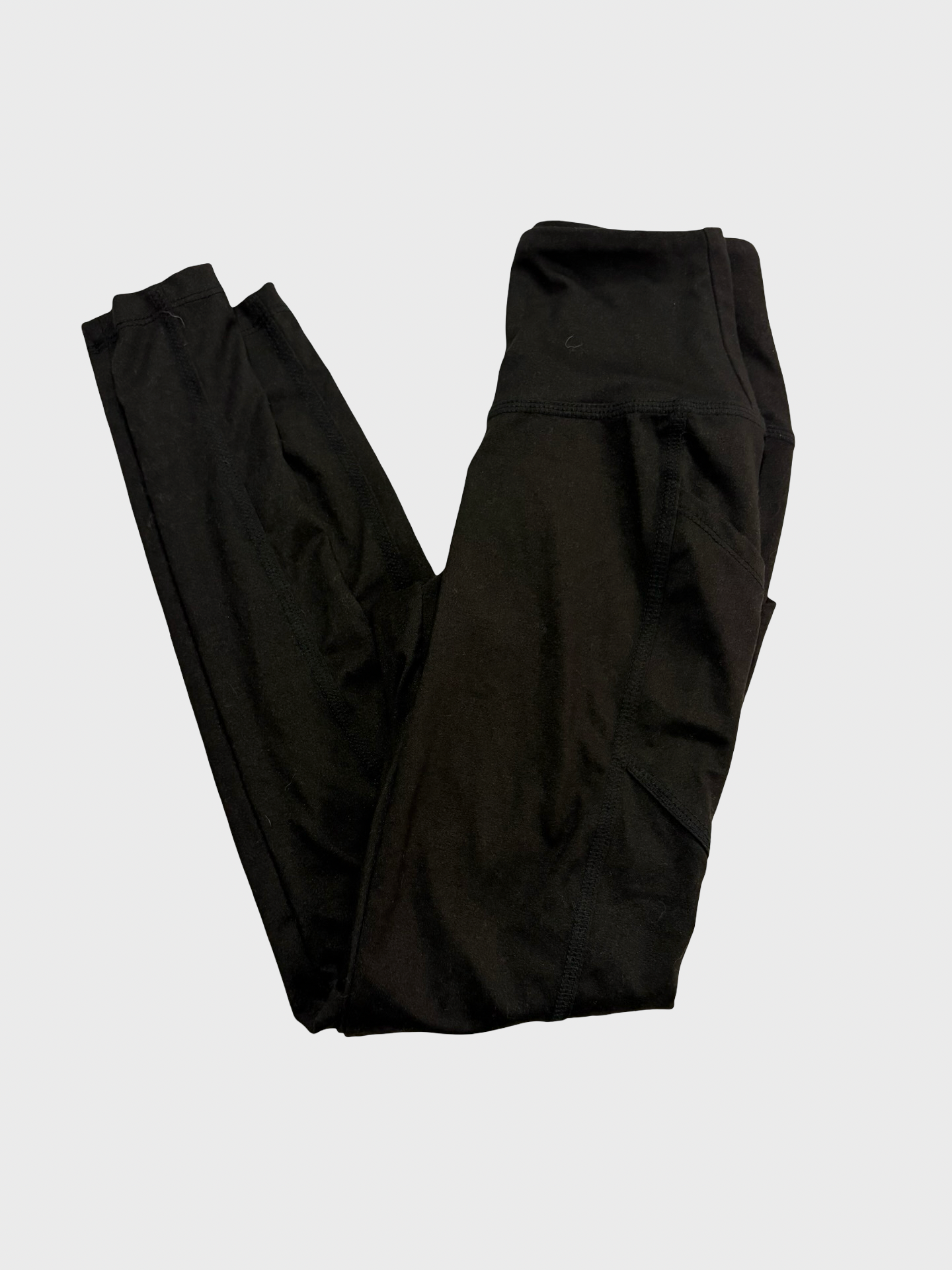 Women’s small soft leggings with pockets
