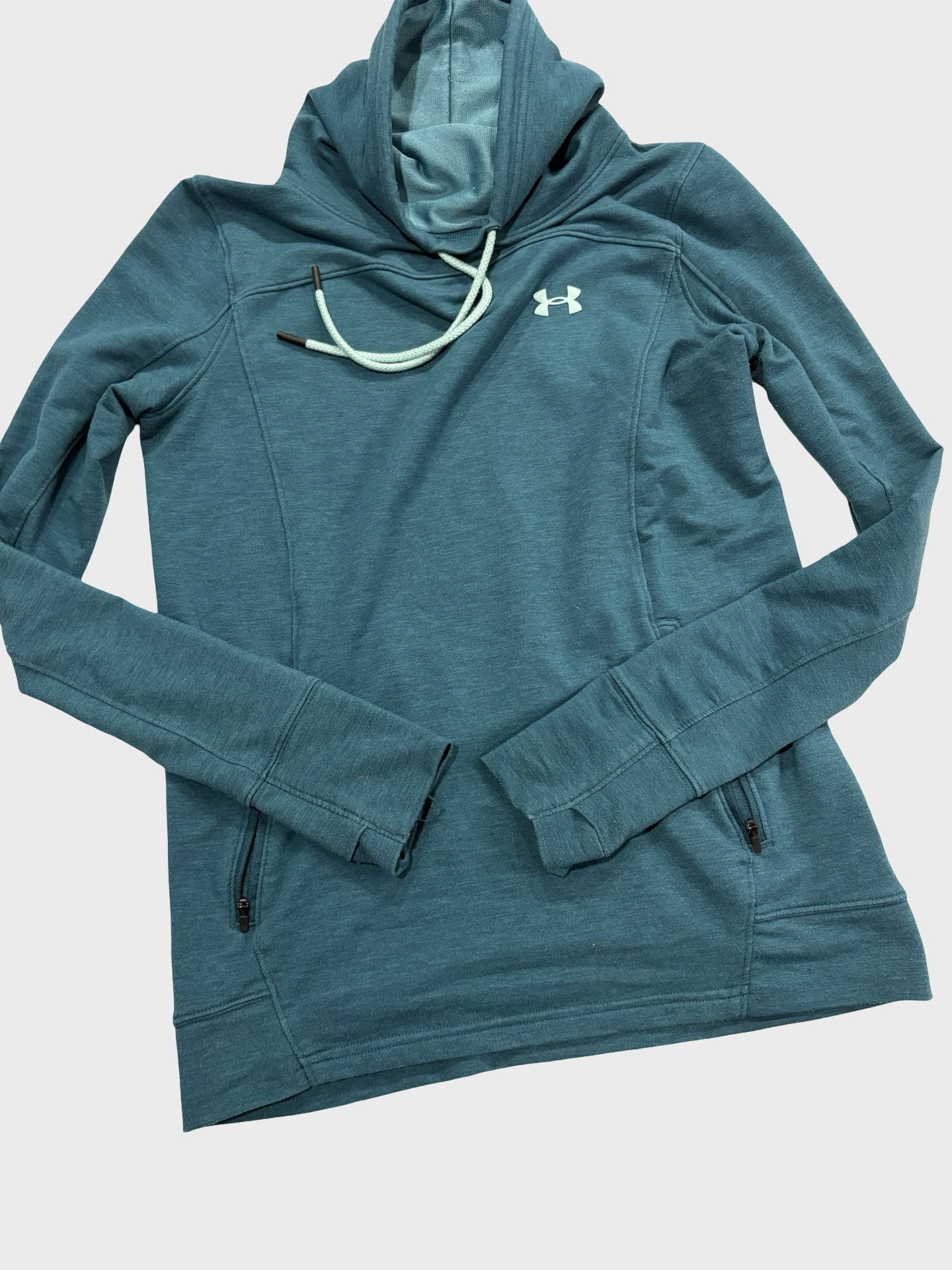 Women’s UA small