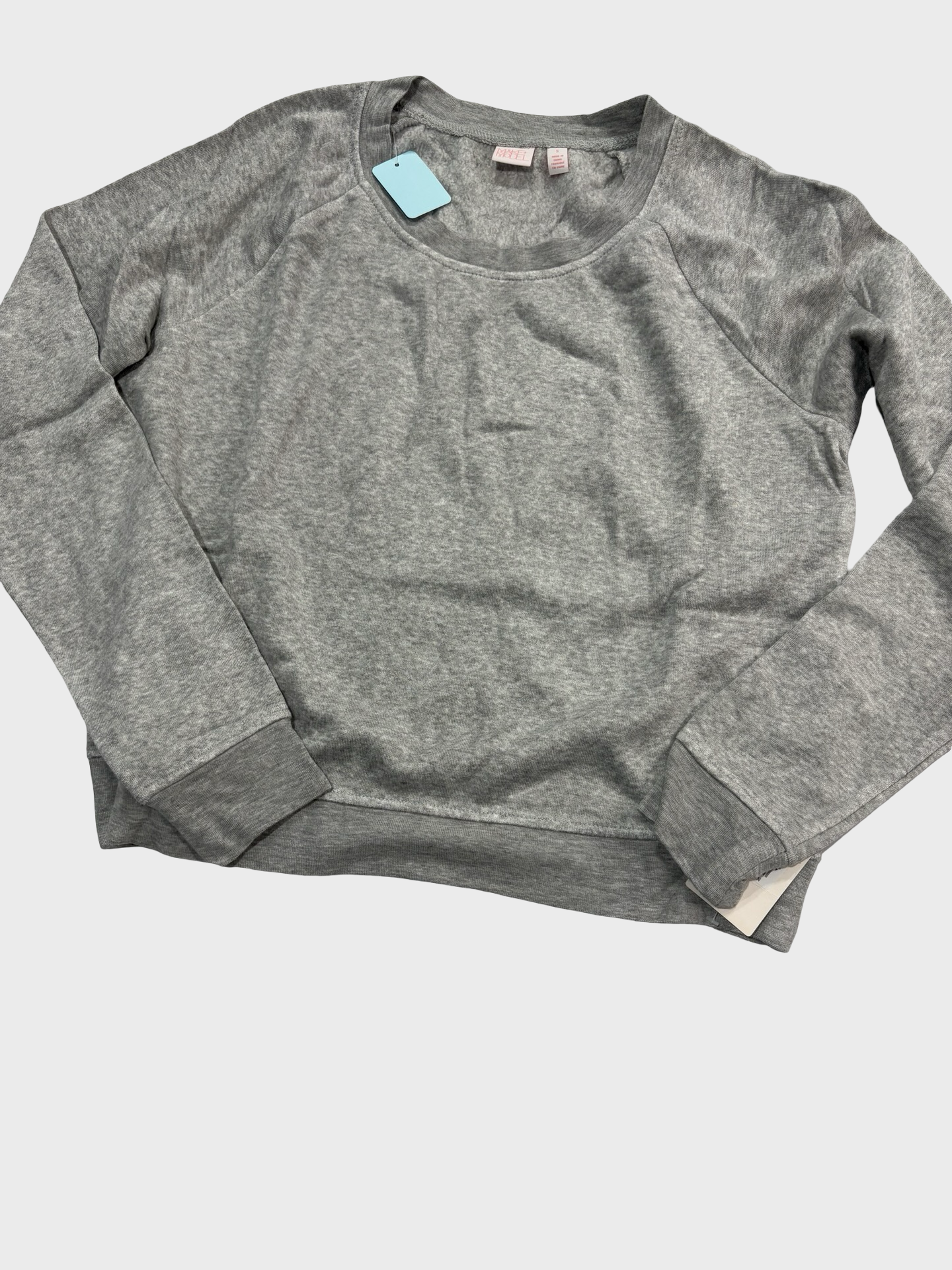 Women’s size small NWT ( slightly cropped)