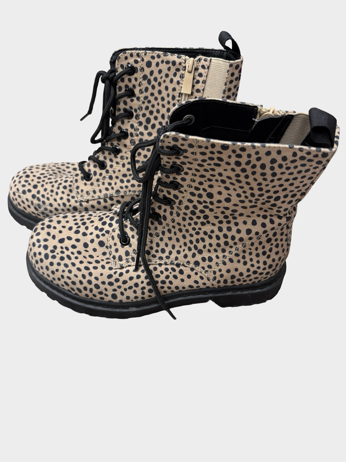 Women’s size 9 boots