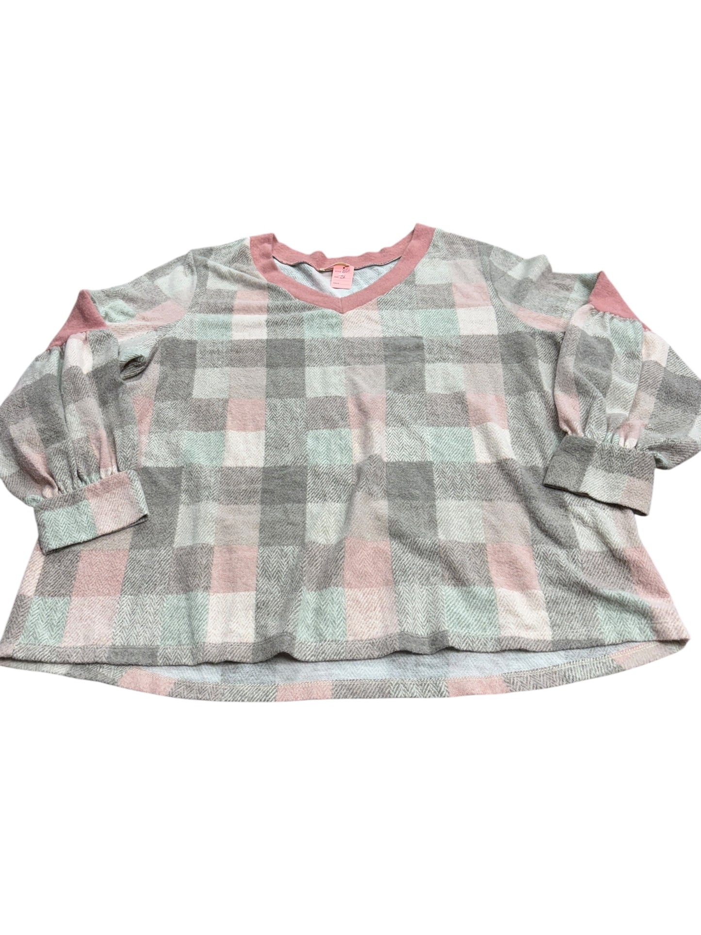 Women’s 3xl shirt