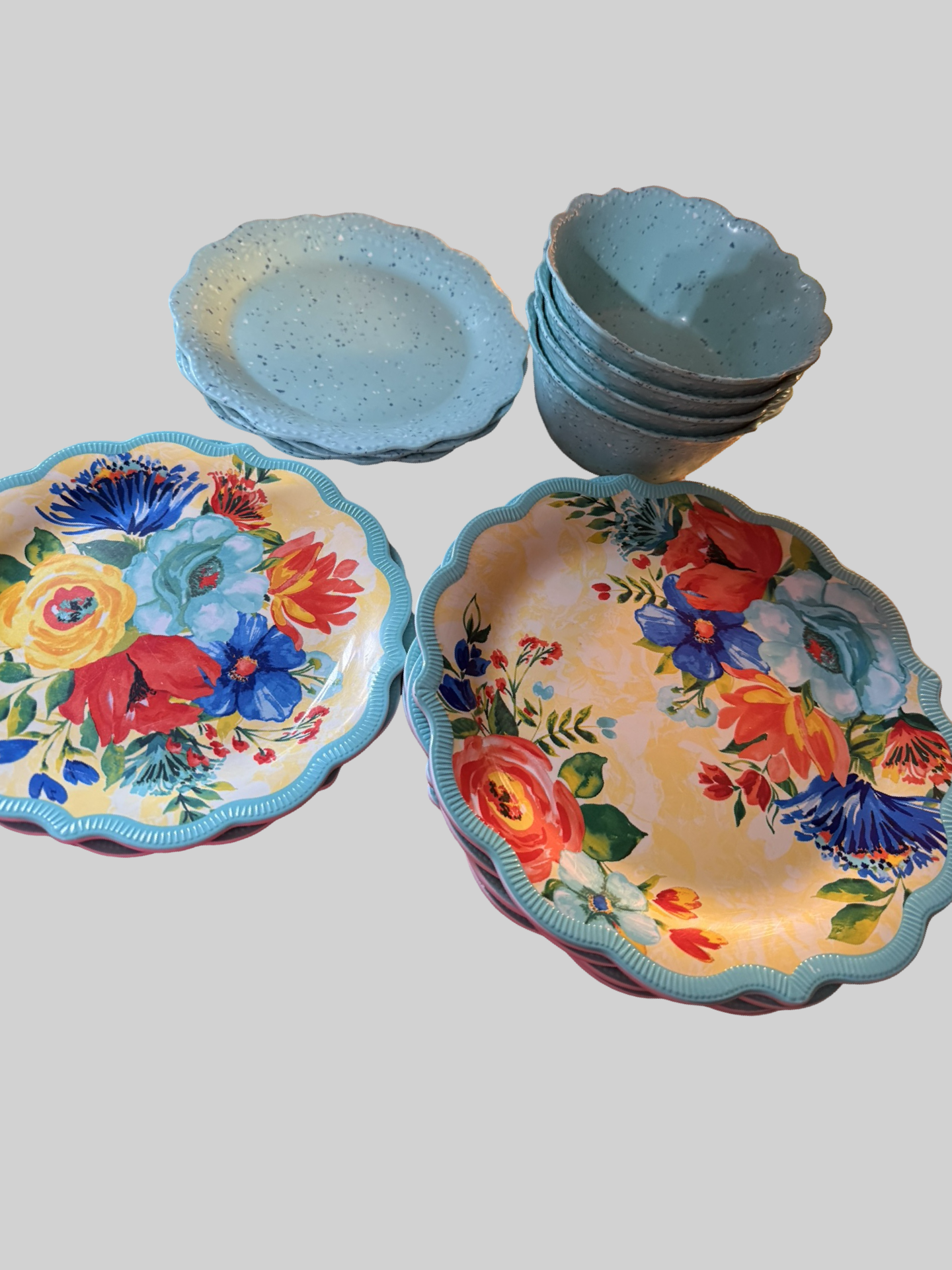 Pioneer woman plates and bowls 
