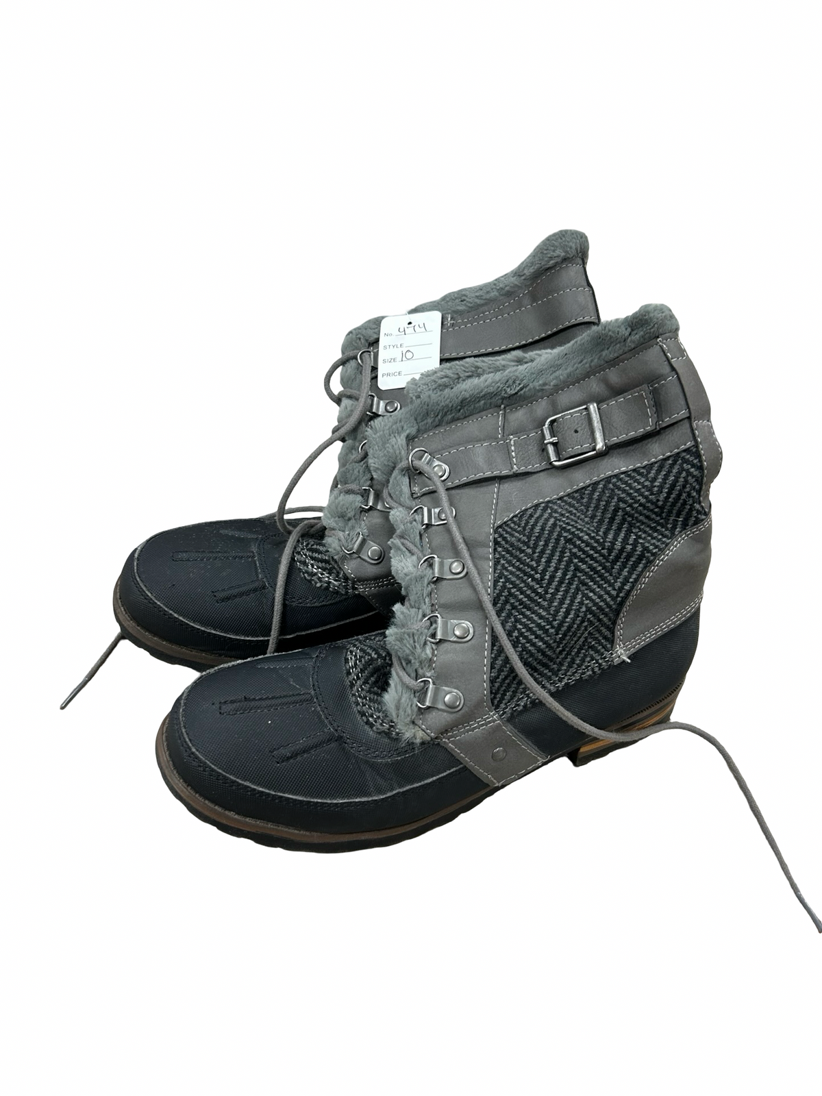 Woman’s 10 winter boots