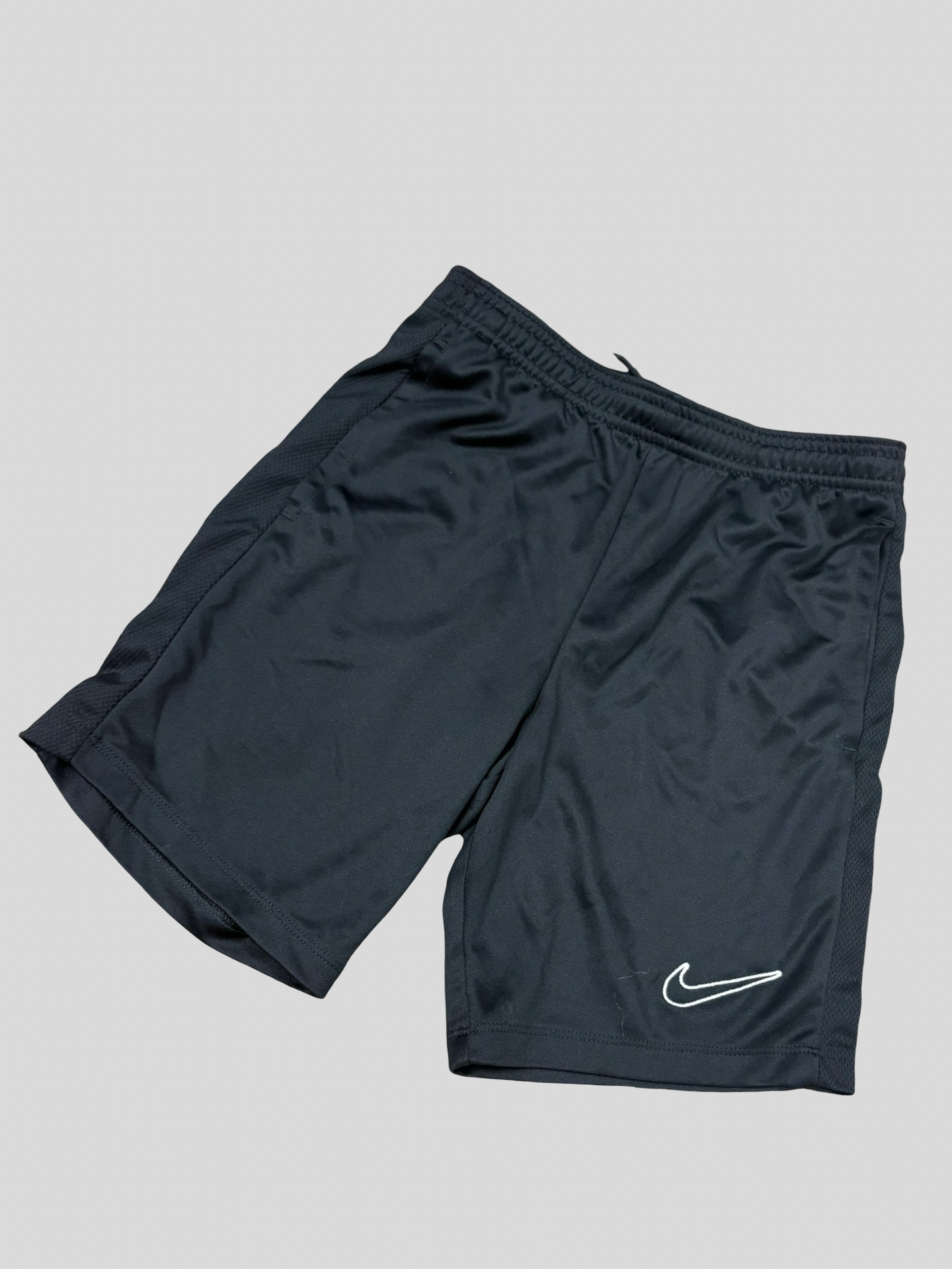 Boys nike size medium 10/12