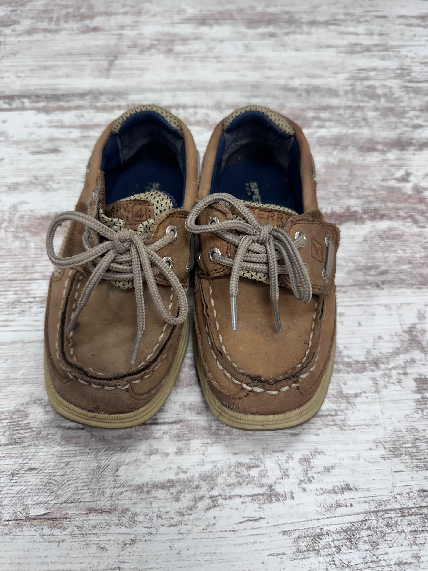 Boys 9 sperrys