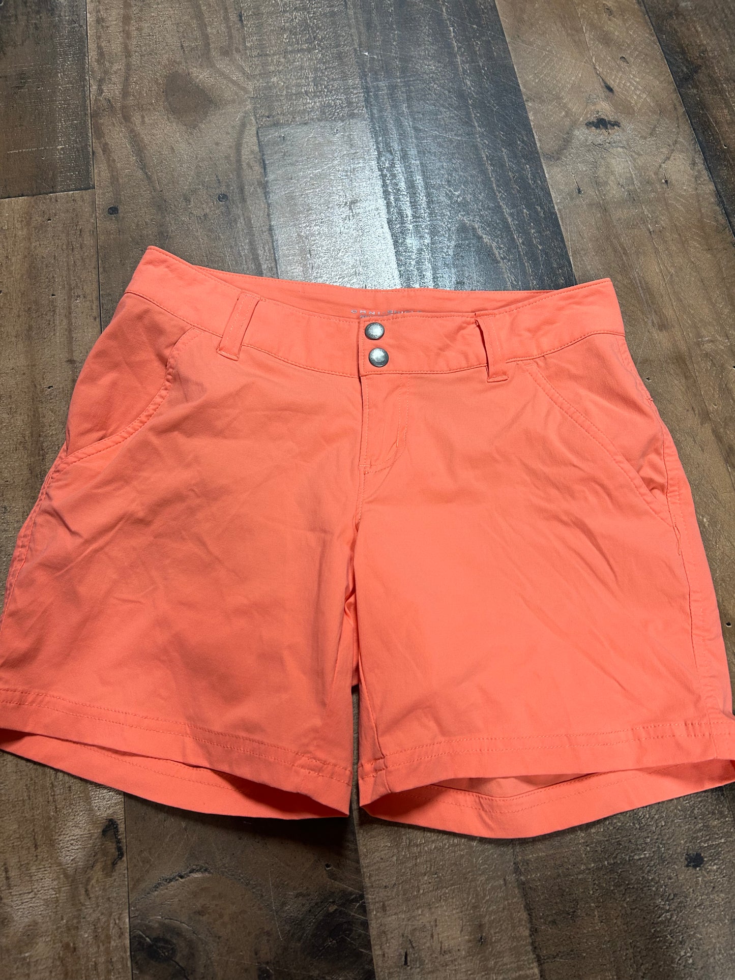 Womens 4 Columbia shorts