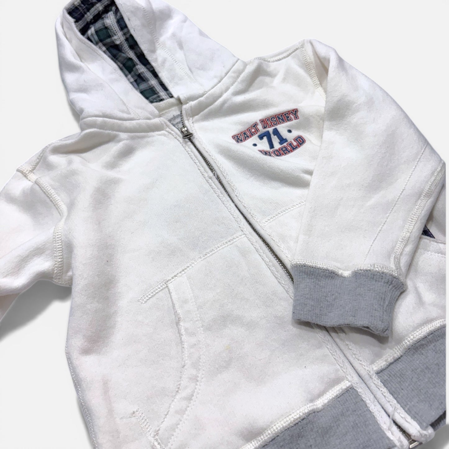 Youth Disney zip up jacket XS