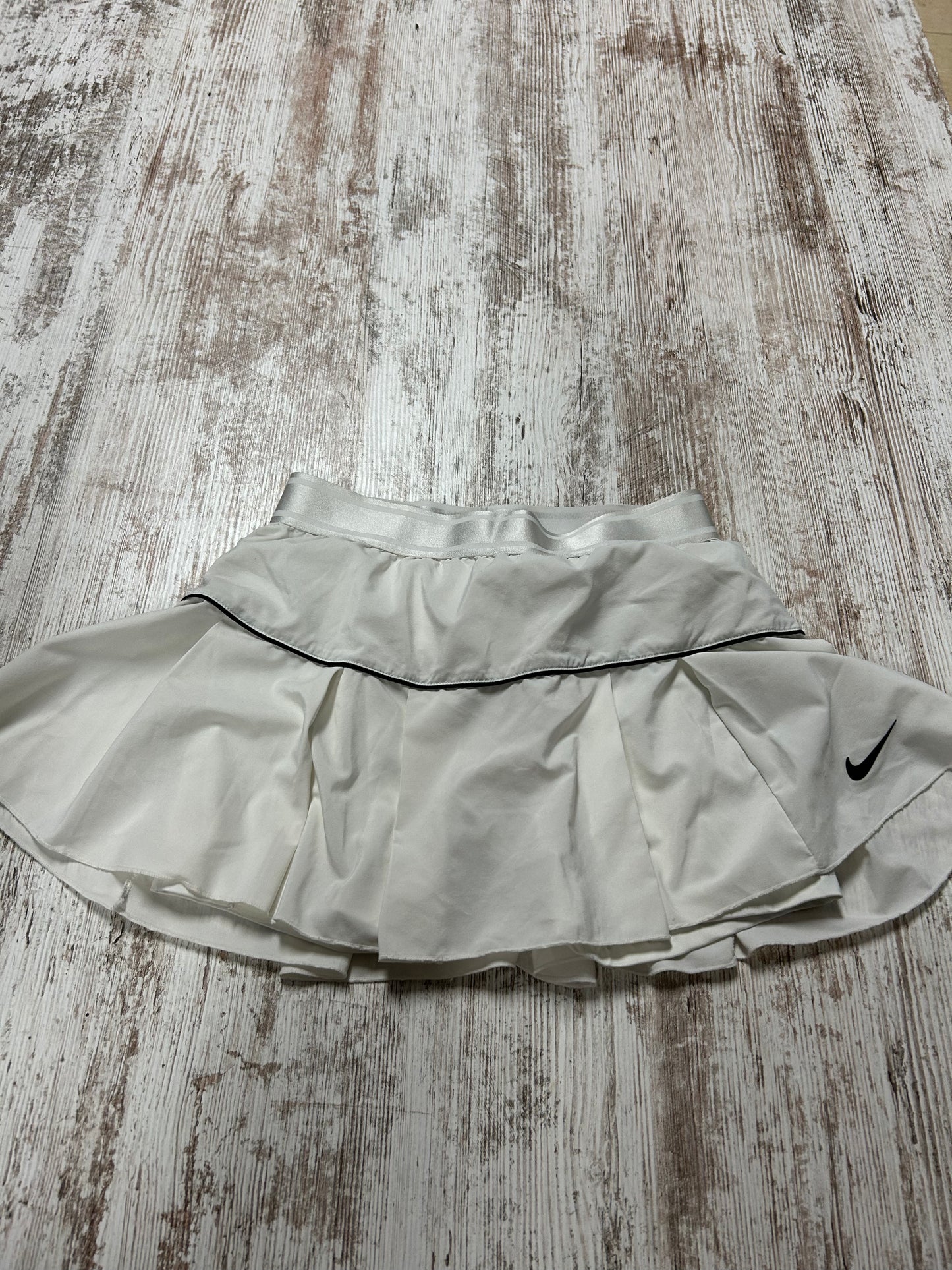 Womens small nike skirt