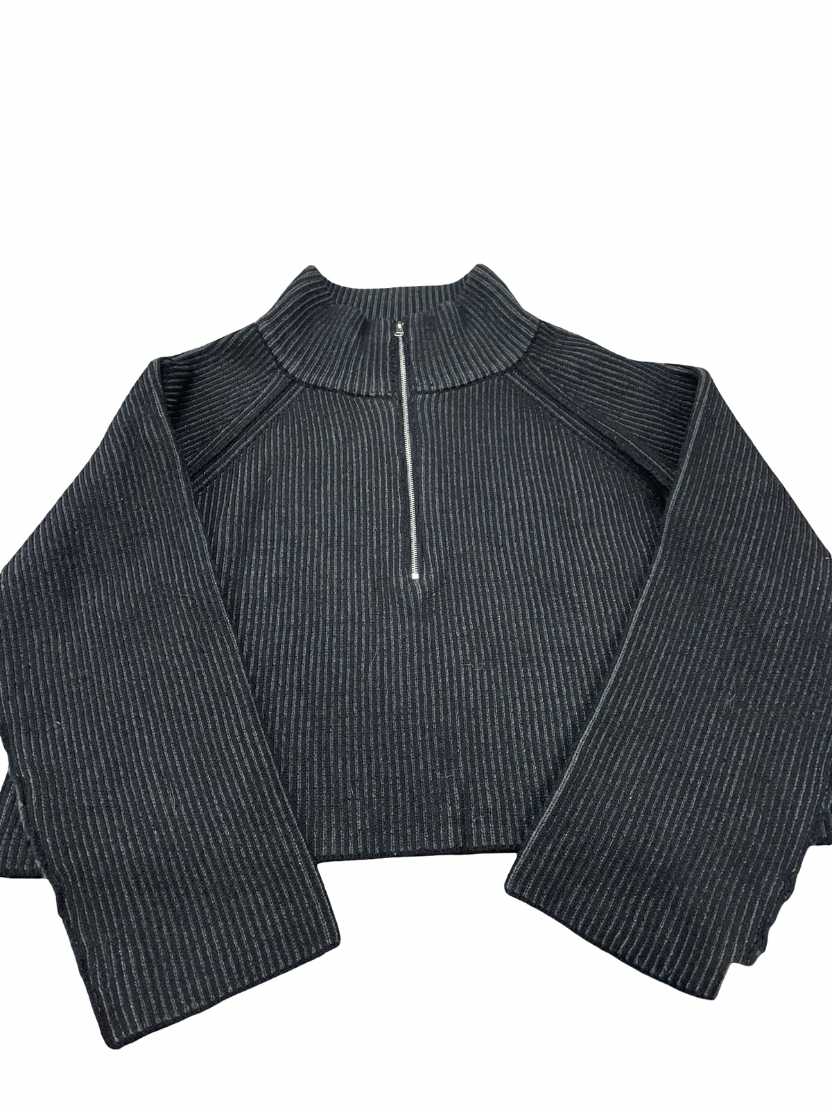 Women’s small crop sweater