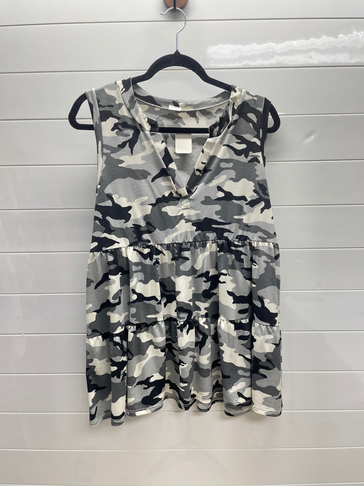 Women’s Large Shirt