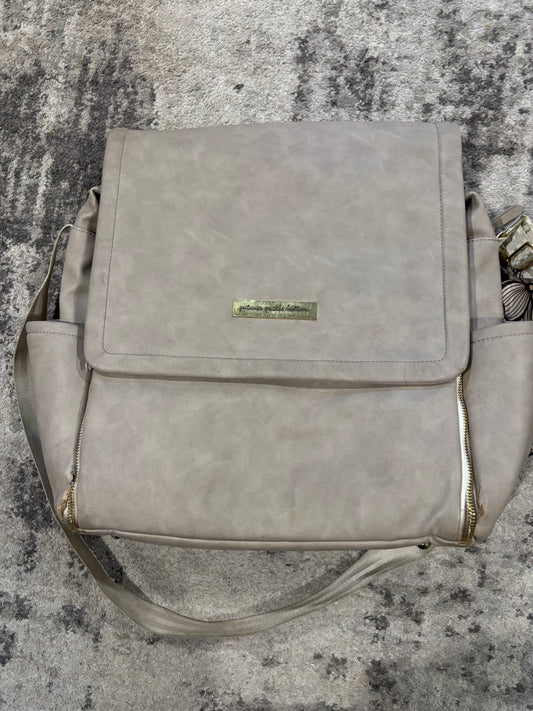 Petunia pickle bottom diaper backpack - loved - see pics for wear - has changing pad