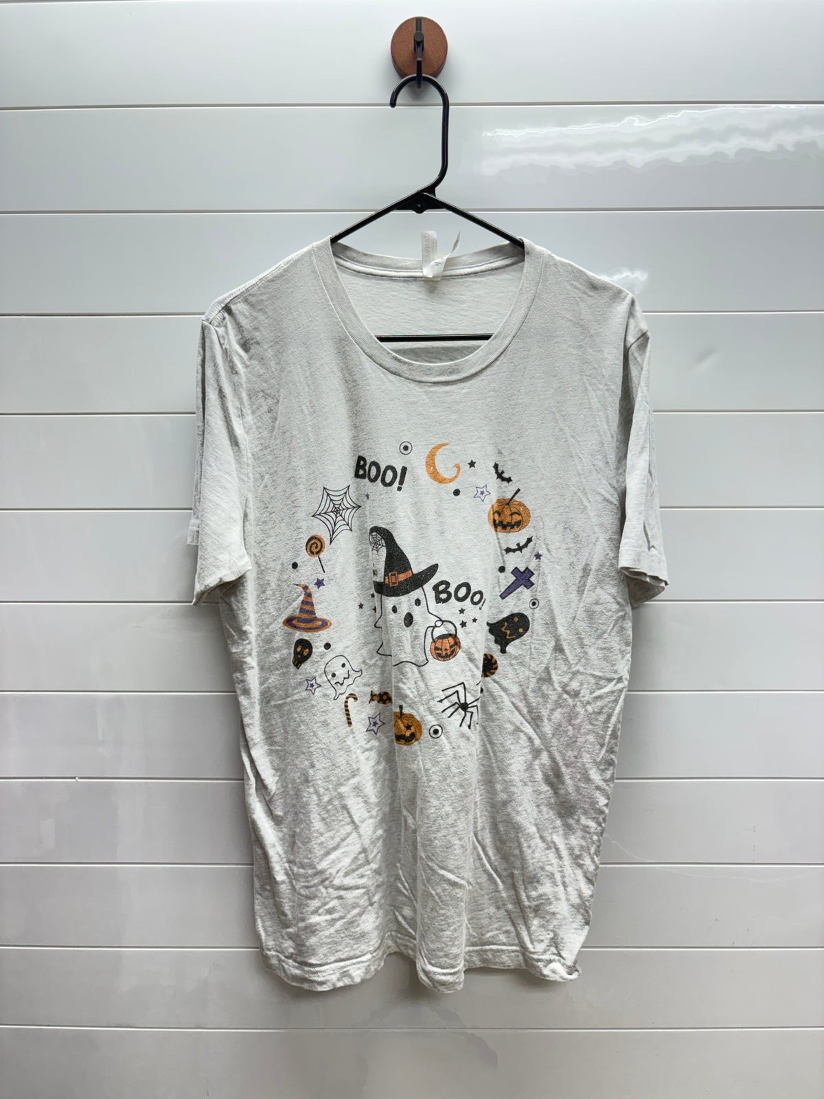 Women’s large tee