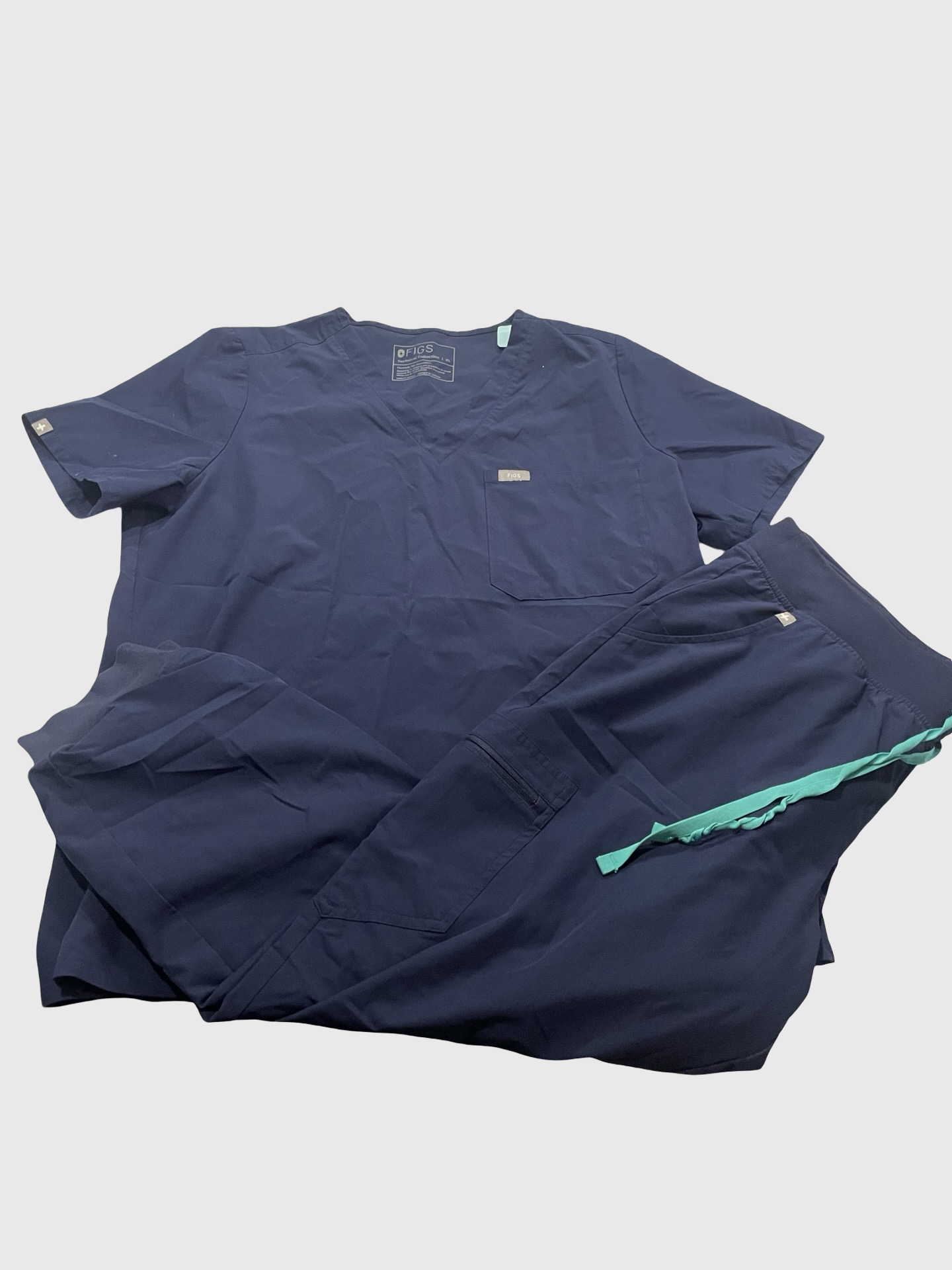 Women’s XL Petite Figs Set(Small marks)