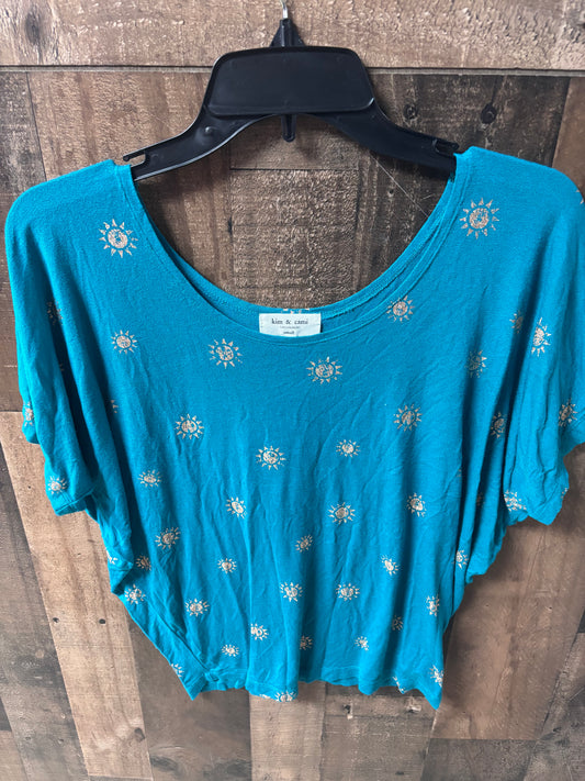 Women’s small shirt