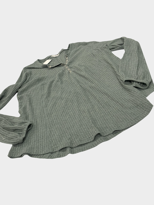 Women’s XL Long Sleeve