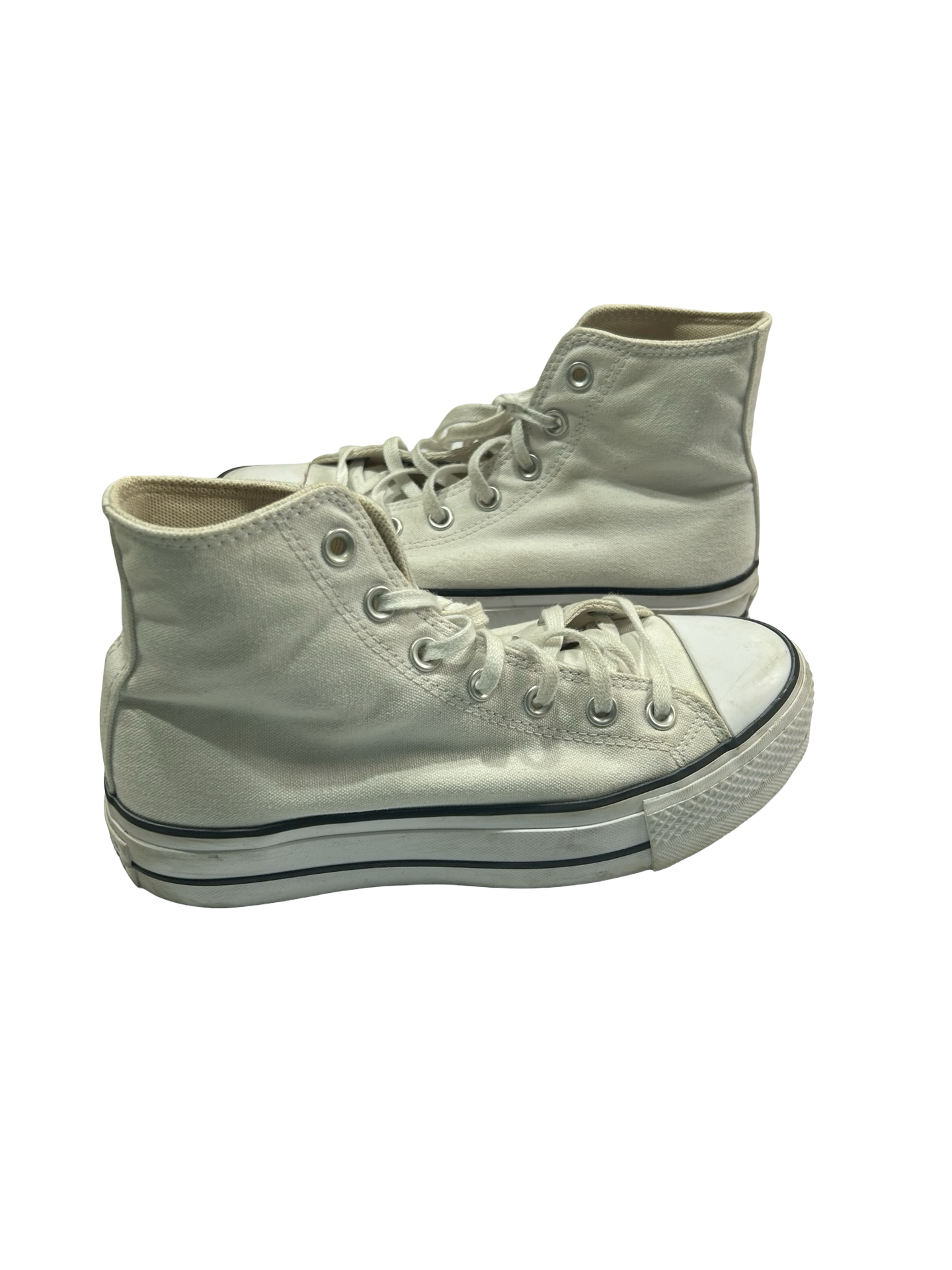 Women’s 7 converse