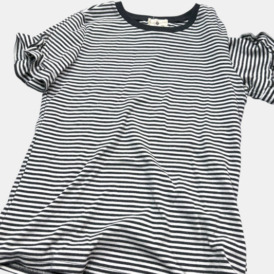 Women’s top medium