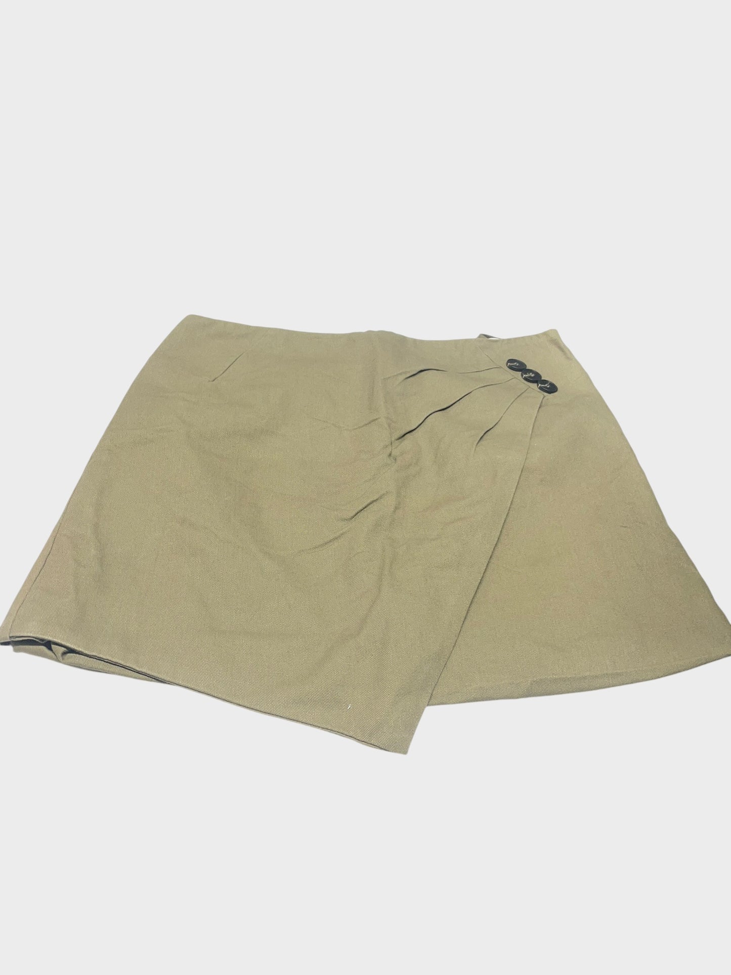 Women’s medium NWT Olive