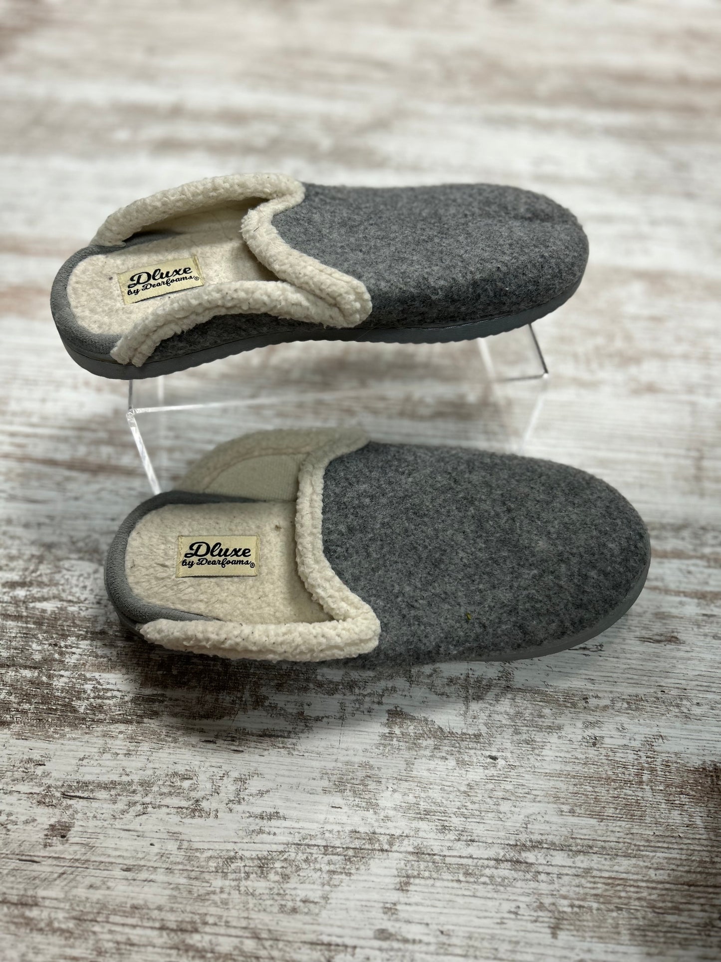 Womens 7-8 Slippers