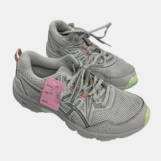 Womens Asics sz 6.5