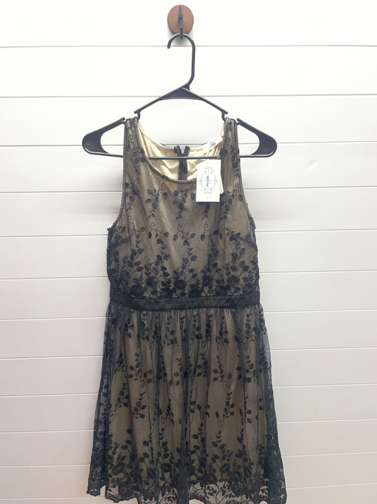 Women’s medium dress