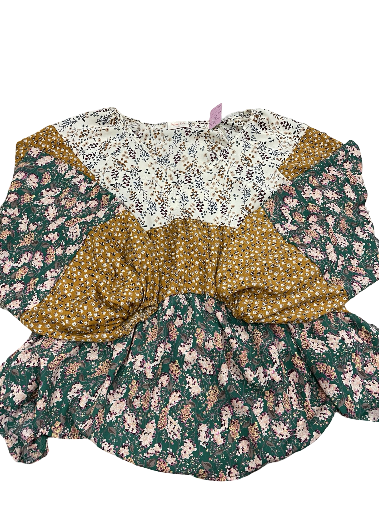 Women’s small fits bigger blouse