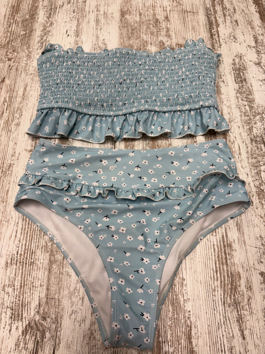 Women’s medium swimsuit