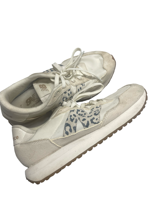 Women’s 9 New Balance