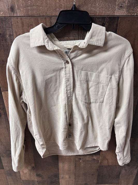 Women’s small shacket