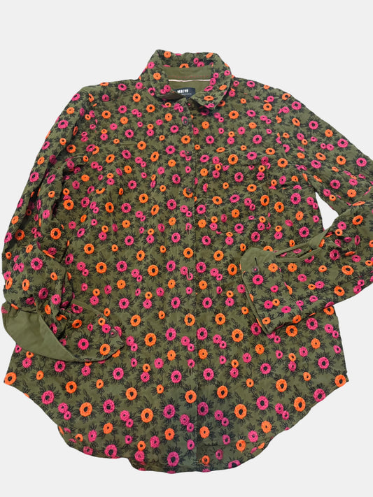 Women’s 8 Button Up