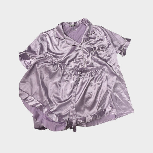 Women’s Large Pajama Set