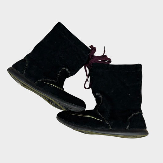 Women’s Nike Boots-8.5