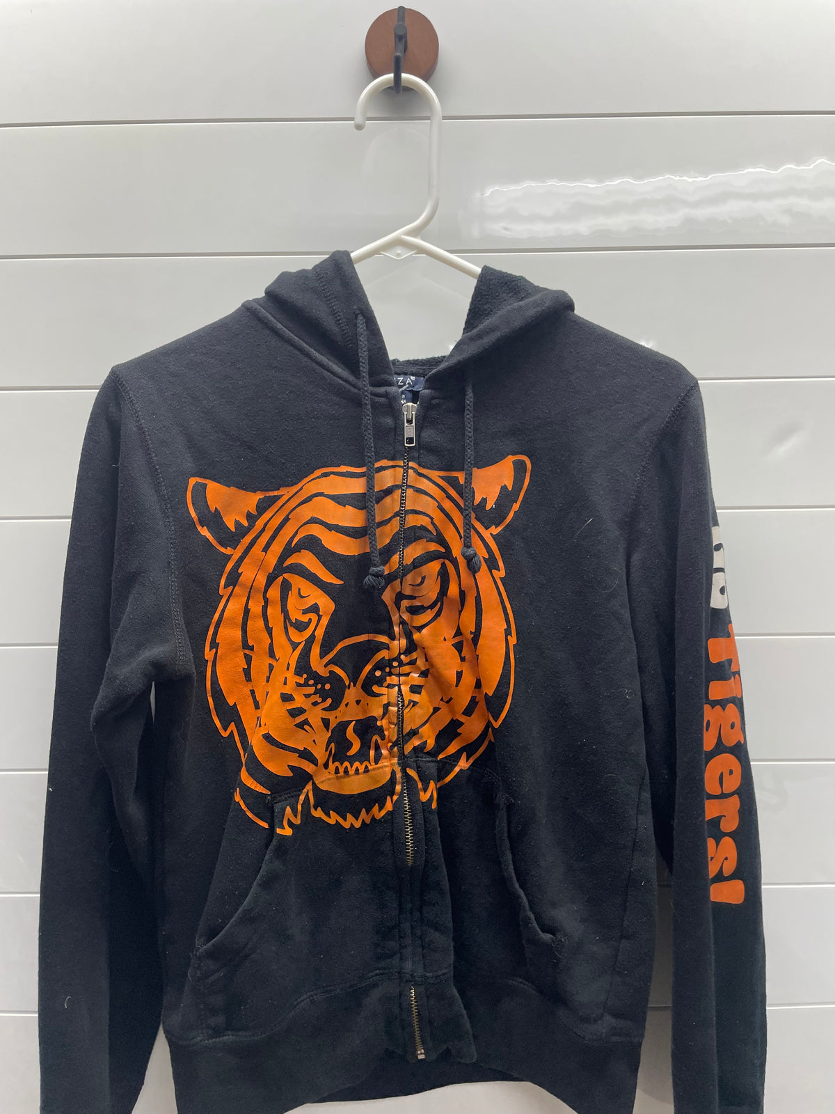 Girls Fits 12 Zip Up