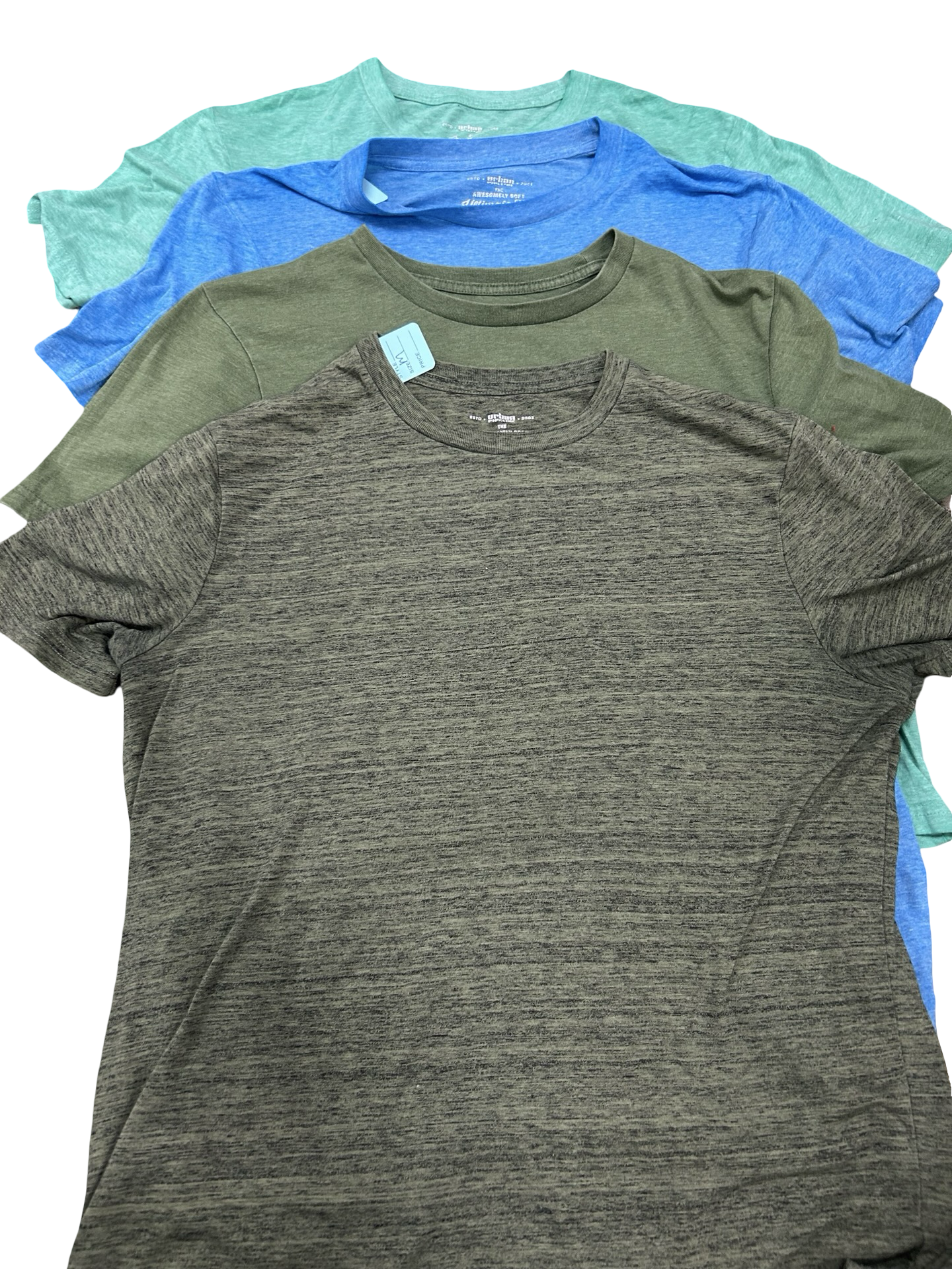 Men’s medium 4 pack shirts