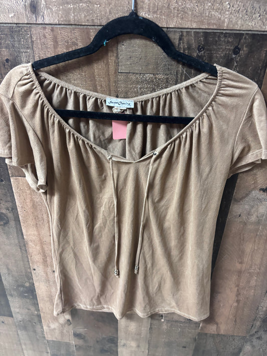 Women’s small shirt