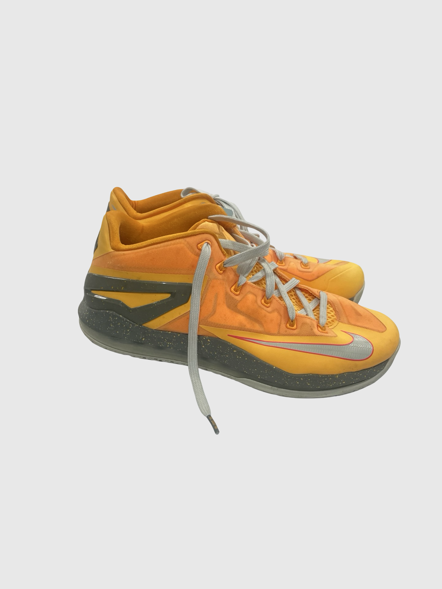 Men’s 11.5 Nikes
