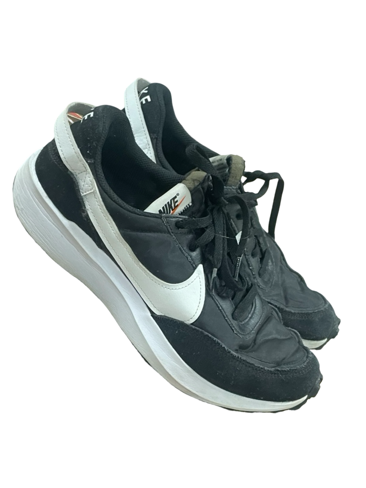 Men’s 10.5 Nikes